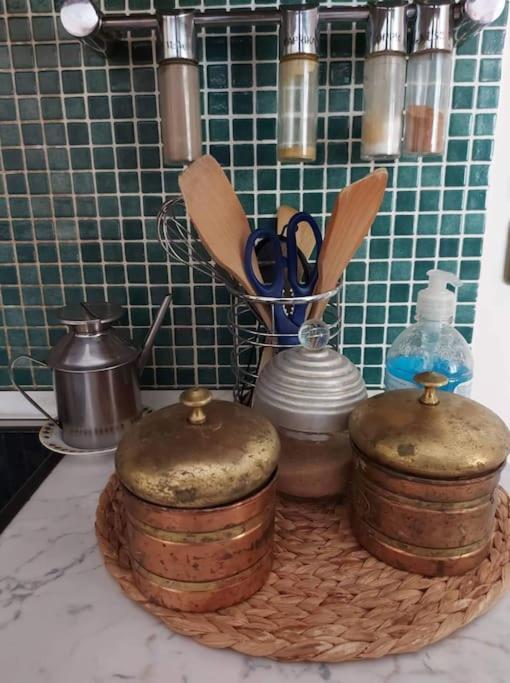 Όμορφο, Άνετο Ζεστά Διακοσμημένο Διαμέρισμα Терми Екстериор снимка